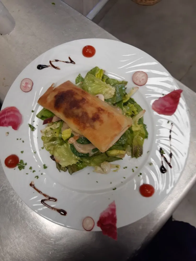 Salade de Feuille de Brick Chèvre Miel Menthe